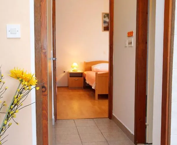 With Parking Space Kornic, Krk - 5306 Appartement
