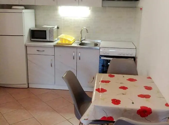 Appartement With Parking Space Kornic, Krk - 5306 *