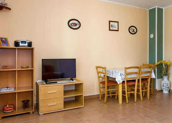 Apartamento With Parking Space Kornic, Krk - 5306 *