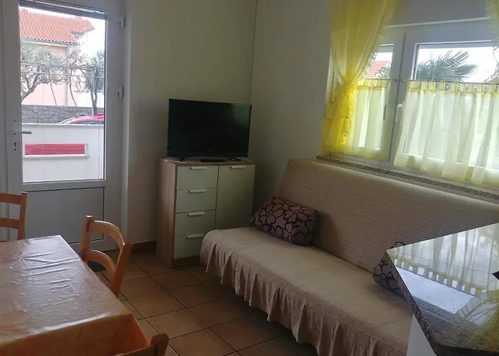 With Parking Space Kornic, Krk - 5306 Апартаменты Корнич